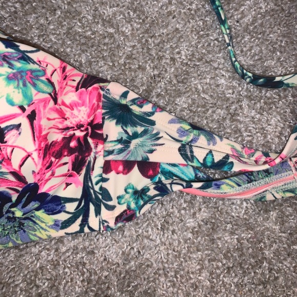 Xhilaration Multicolor Tropical Bikini Top size S - Picture 5 of 8